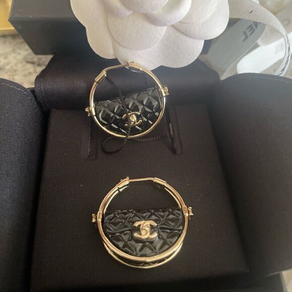 Chanel earrings  - Picture 2 of 3